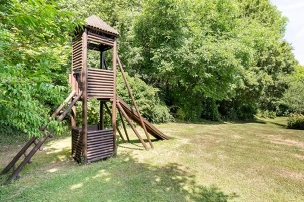 La Grignotiere Lodge & Spa Crecy-la-Chapelle Luaran gambar